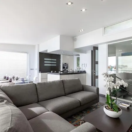 3 Bedrooms Duplex Penthouse - Monaco Border 2min Walking Distance Roquebrune-Cap-Martin