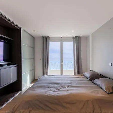 3 Bedrooms Duplex Penthouse - Monaco Border 2min Walking Distance Lägenhet