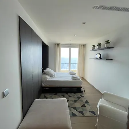 Lägenhet 3 Bedrooms Duplex Penthouse - Monaco Border 2min Walking Distance