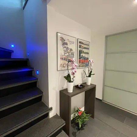 3 Bedrooms Duplex Penthouse - Monaco Border 2min Walking Distance Lägenhet